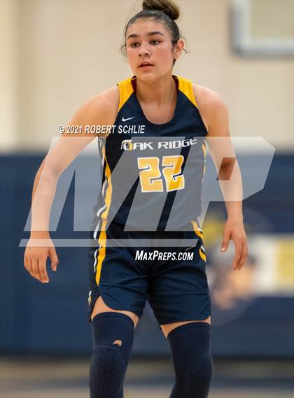 Thumbnail 3 in Del Oro vs. Oak Ridge (SFL Semifinal) photogallery.