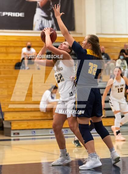 Thumbnail 3 in Del Oro vs. Oak Ridge (SFL Semifinal) photogallery.