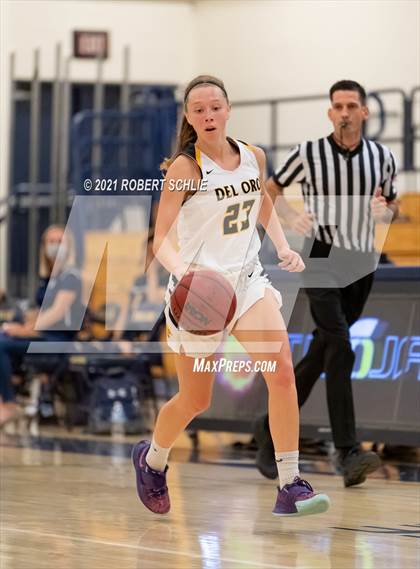 Thumbnail 1 in Del Oro vs. Oak Ridge (SFL Semifinal) photogallery.