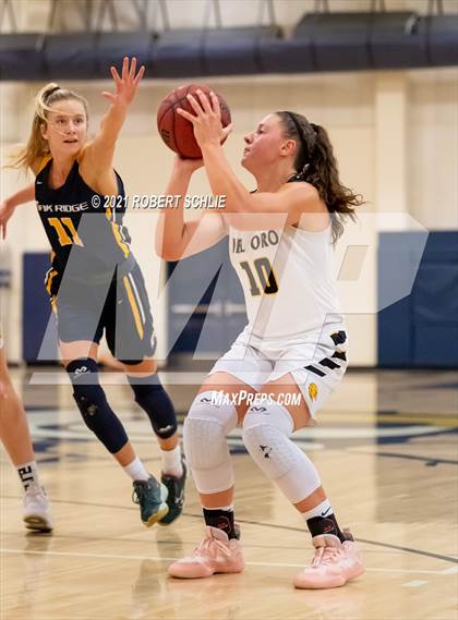 Thumbnail 3 in Del Oro vs. Oak Ridge (SFL Semifinal) photogallery.