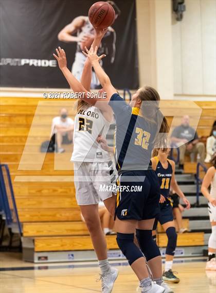 Thumbnail 1 in Del Oro vs. Oak Ridge (SFL Semifinal) photogallery.