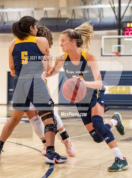Thumbnail 1 in Del Oro vs. Oak Ridge (SFL Semifinal) photogallery.