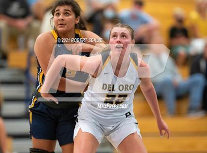 Thumbnail 2 in Del Oro vs. Oak Ridge (SFL Semifinal) photogallery.