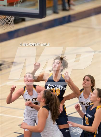 Thumbnail 1 in Del Oro vs. Oak Ridge (SFL Semifinal) photogallery.