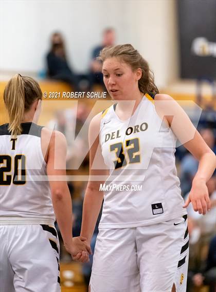 Thumbnail 3 in Del Oro vs. Oak Ridge (SFL Semifinal) photogallery.