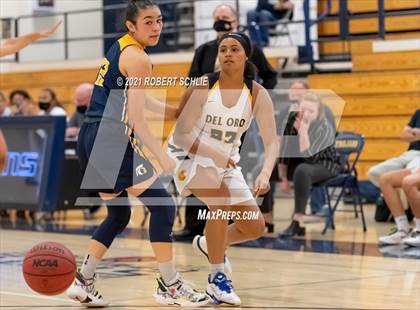 Thumbnail 1 in Del Oro vs. Oak Ridge (SFL Semifinal) photogallery.
