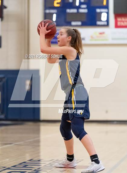Thumbnail 3 in Del Oro vs. Oak Ridge (SFL Semifinal) photogallery.