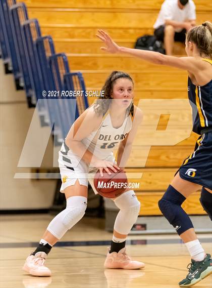 Thumbnail 3 in Del Oro vs. Oak Ridge (SFL Semifinal) photogallery.