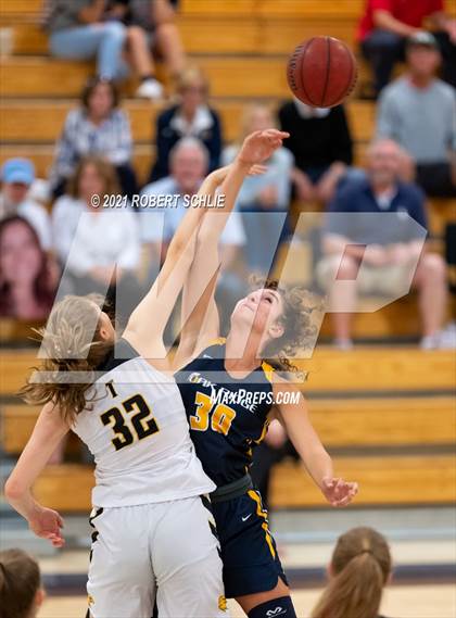 Thumbnail 2 in Del Oro vs. Oak Ridge (SFL Semifinal) photogallery.