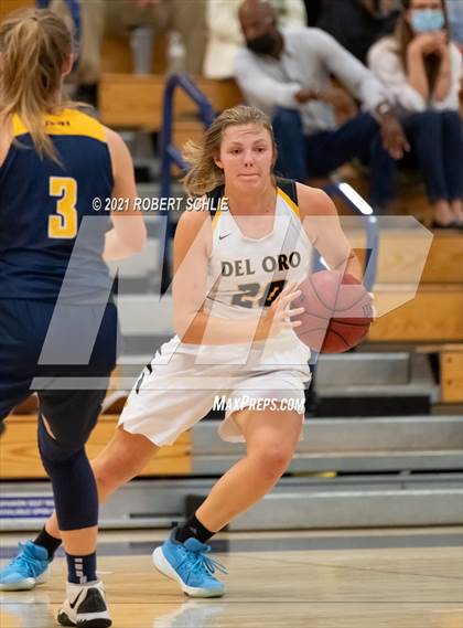 Thumbnail 1 in Del Oro vs. Oak Ridge (SFL Semifinal) photogallery.