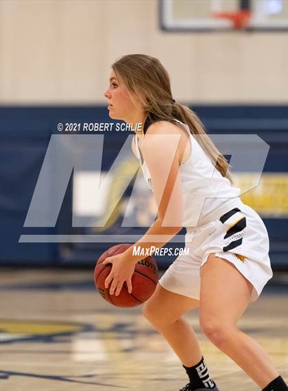 Thumbnail 1 in Del Oro vs. Oak Ridge (SFL Semifinal) photogallery.