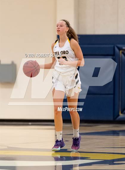 Thumbnail 2 in Del Oro vs. Oak Ridge (SFL Semifinal) photogallery.