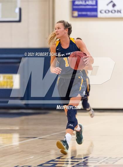 Thumbnail 2 in Del Oro vs. Oak Ridge (SFL Semifinal) photogallery.