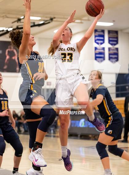 Thumbnail 1 in Del Oro vs. Oak Ridge (SFL Semifinal) photogallery.
