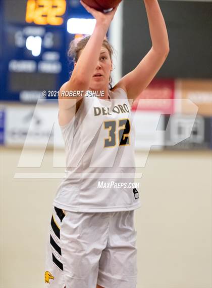 Thumbnail 3 in Del Oro vs. Oak Ridge (SFL Semifinal) photogallery.