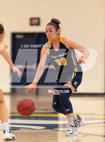 Thumbnail 3 in Del Oro vs. Oak Ridge (SFL Semifinal) photogallery.
