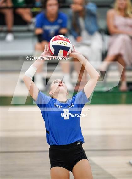 Thumbnail 1 in Midlothian @ Waxahachie photogallery.