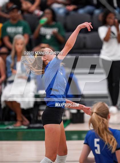 Thumbnail 1 in Midlothian @ Waxahachie photogallery.