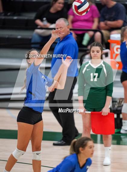 Thumbnail 2 in Midlothian @ Waxahachie photogallery.