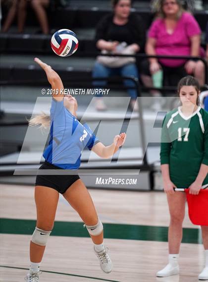Thumbnail 1 in Midlothian @ Waxahachie photogallery.