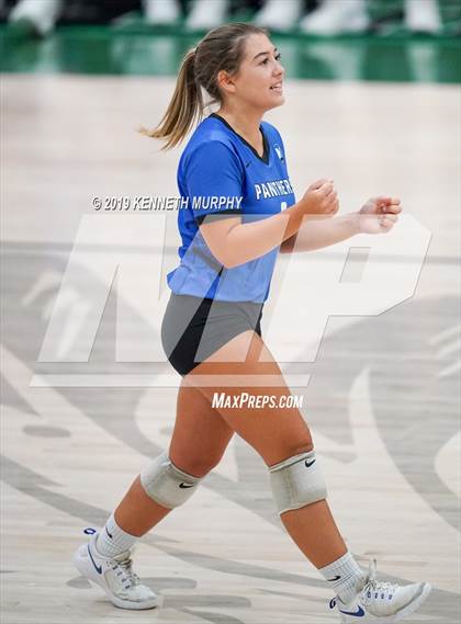Thumbnail 1 in Midlothian @ Waxahachie photogallery.