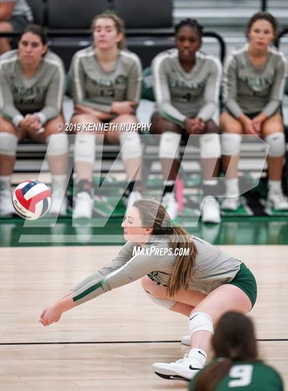 Thumbnail 1 in Midlothian @ Waxahachie photogallery.