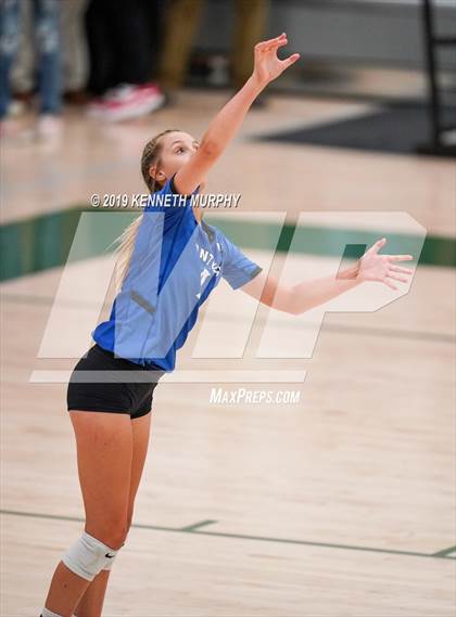 Thumbnail 1 in Midlothian @ Waxahachie photogallery.