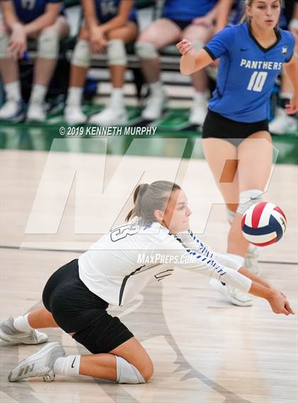 Thumbnail 1 in Midlothian @ Waxahachie photogallery.