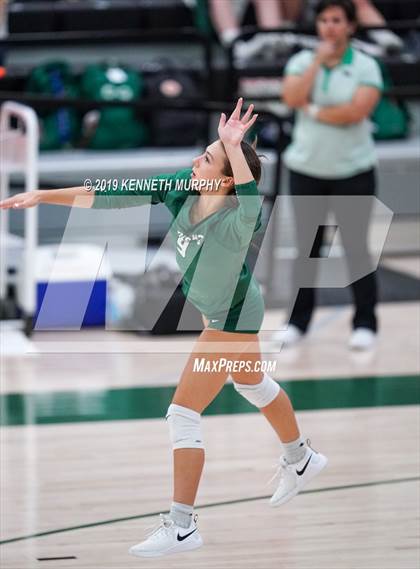 Thumbnail 1 in Midlothian @ Waxahachie photogallery.