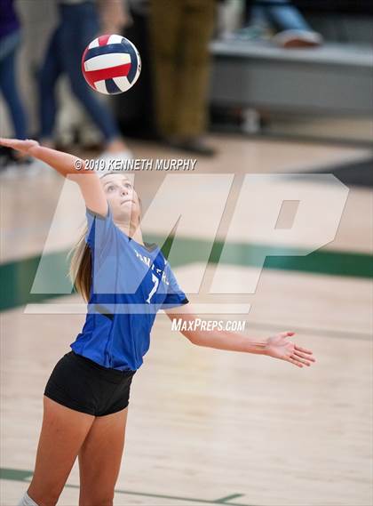 Thumbnail 1 in Midlothian @ Waxahachie photogallery.