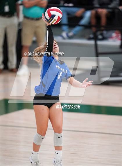 Thumbnail 1 in Midlothian @ Waxahachie photogallery.