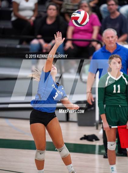 Thumbnail 1 in Midlothian @ Waxahachie photogallery.