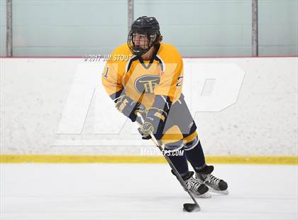 Thumbnail 2 in Trinity-Pawling @ Gunnery photogallery.