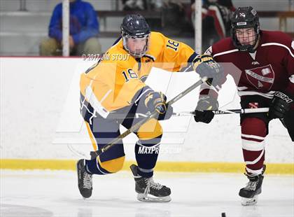 Thumbnail 2 in Trinity-Pawling @ Gunnery photogallery.