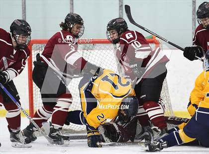 Thumbnail 3 in Trinity-Pawling @ Gunnery photogallery.