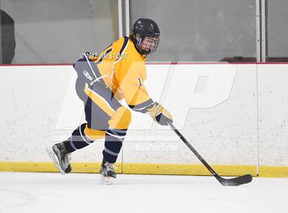 Thumbnail 2 in Trinity-Pawling @ Gunnery photogallery.