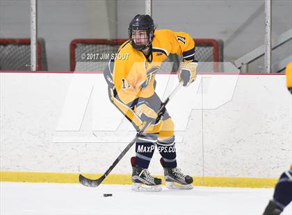 Thumbnail 2 in Trinity-Pawling @ Gunnery photogallery.