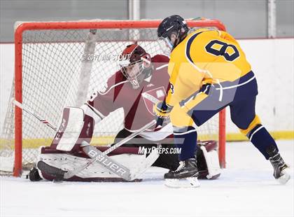 Thumbnail 3 in Trinity-Pawling @ Gunnery photogallery.