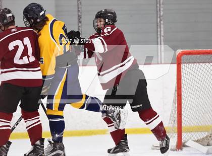 Thumbnail 3 in Trinity-Pawling @ Gunnery photogallery.