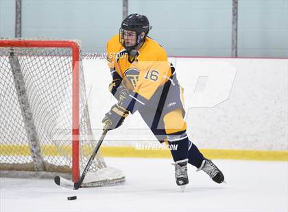 Thumbnail 3 in Trinity-Pawling @ Gunnery photogallery.