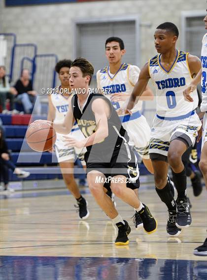 Thumbnail 1 in San Ysidro vs El Capitan (East vs South Tournament) photogallery.
