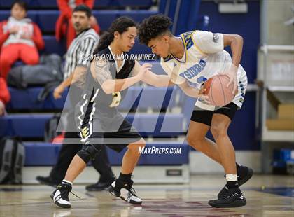 Thumbnail 1 in San Ysidro vs El Capitan (East vs South Tournament) photogallery.