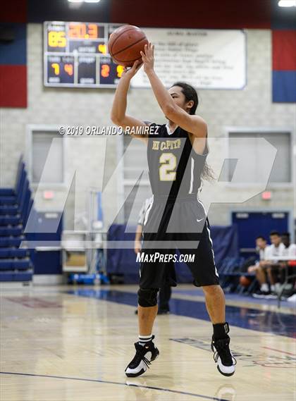 Thumbnail 3 in San Ysidro vs El Capitan (East vs South Tournament) photogallery.