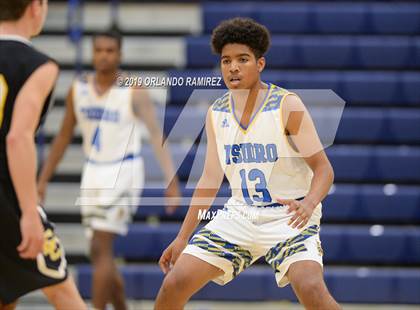 Thumbnail 1 in San Ysidro vs El Capitan (East vs South Tournament) photogallery.
