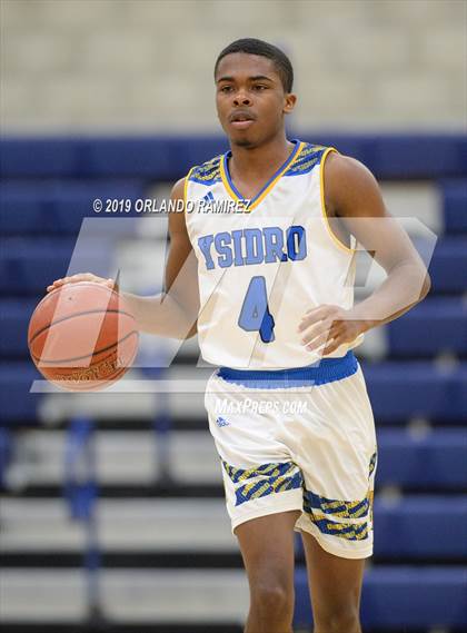 Thumbnail 2 in San Ysidro vs El Capitan (East vs South Tournament) photogallery.