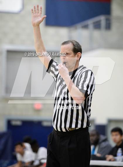 Thumbnail 1 in San Ysidro vs El Capitan (East vs South Tournament) photogallery.