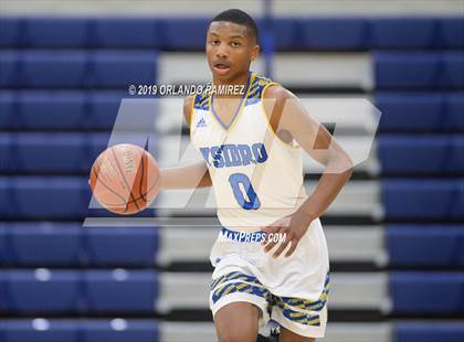 Thumbnail 1 in San Ysidro vs El Capitan (East vs South Tournament) photogallery.