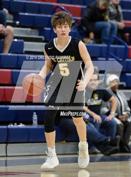 Thumbnail 2 in San Ysidro vs El Capitan (East vs South Tournament) photogallery.