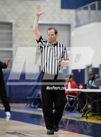 Thumbnail 3 in San Ysidro vs El Capitan (East vs South Tournament) photogallery.