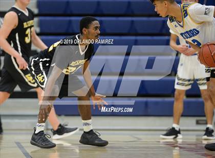 Thumbnail 2 in San Ysidro vs El Capitan (East vs South Tournament) photogallery.